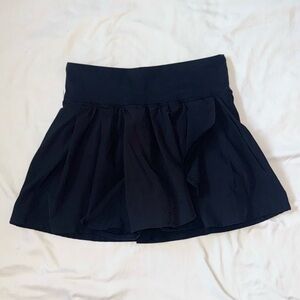 Athletic Skirt with Pockets and Ruffle Design